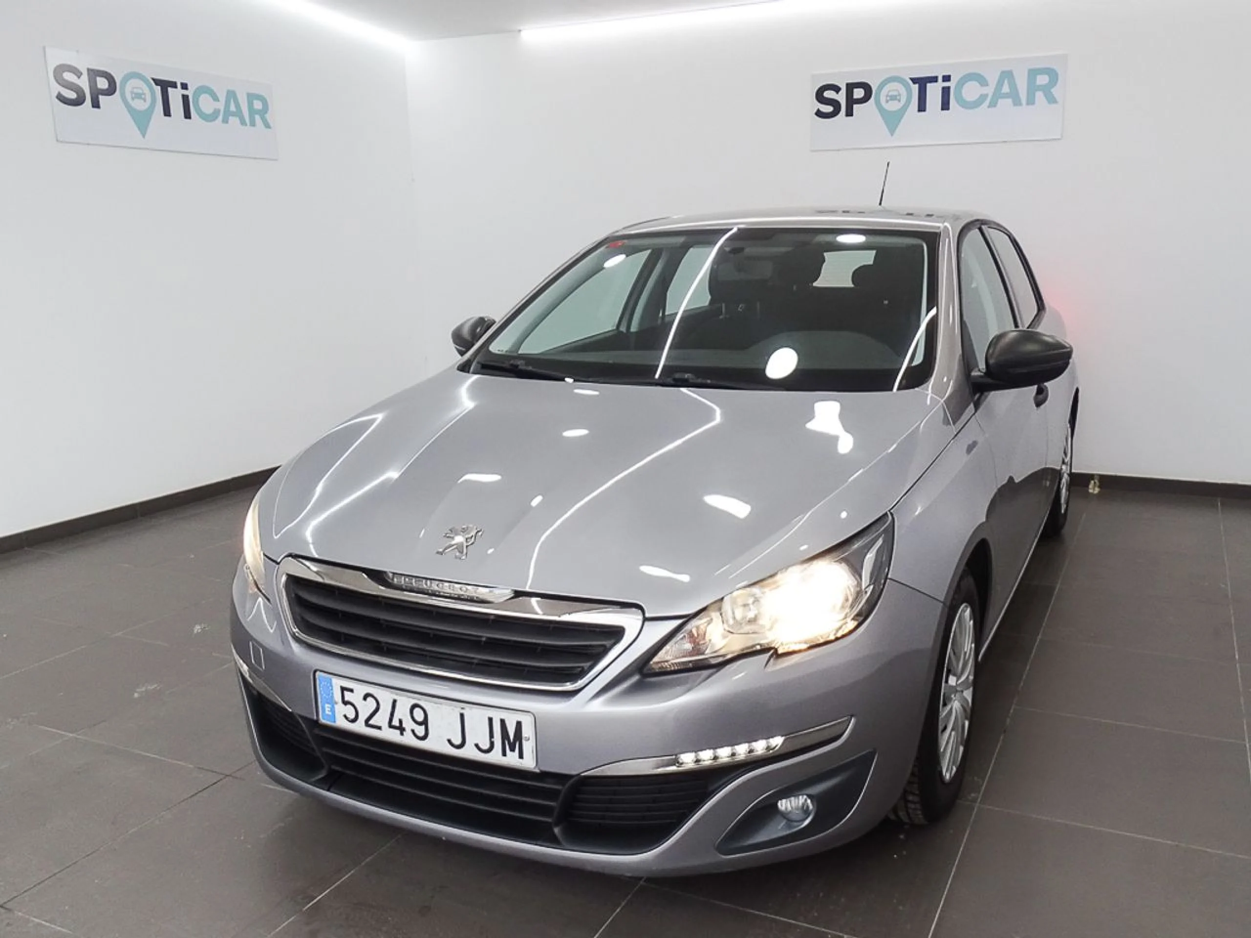 Peugeot 308 5p Access 1.2 PureTech 82 - Foto 1