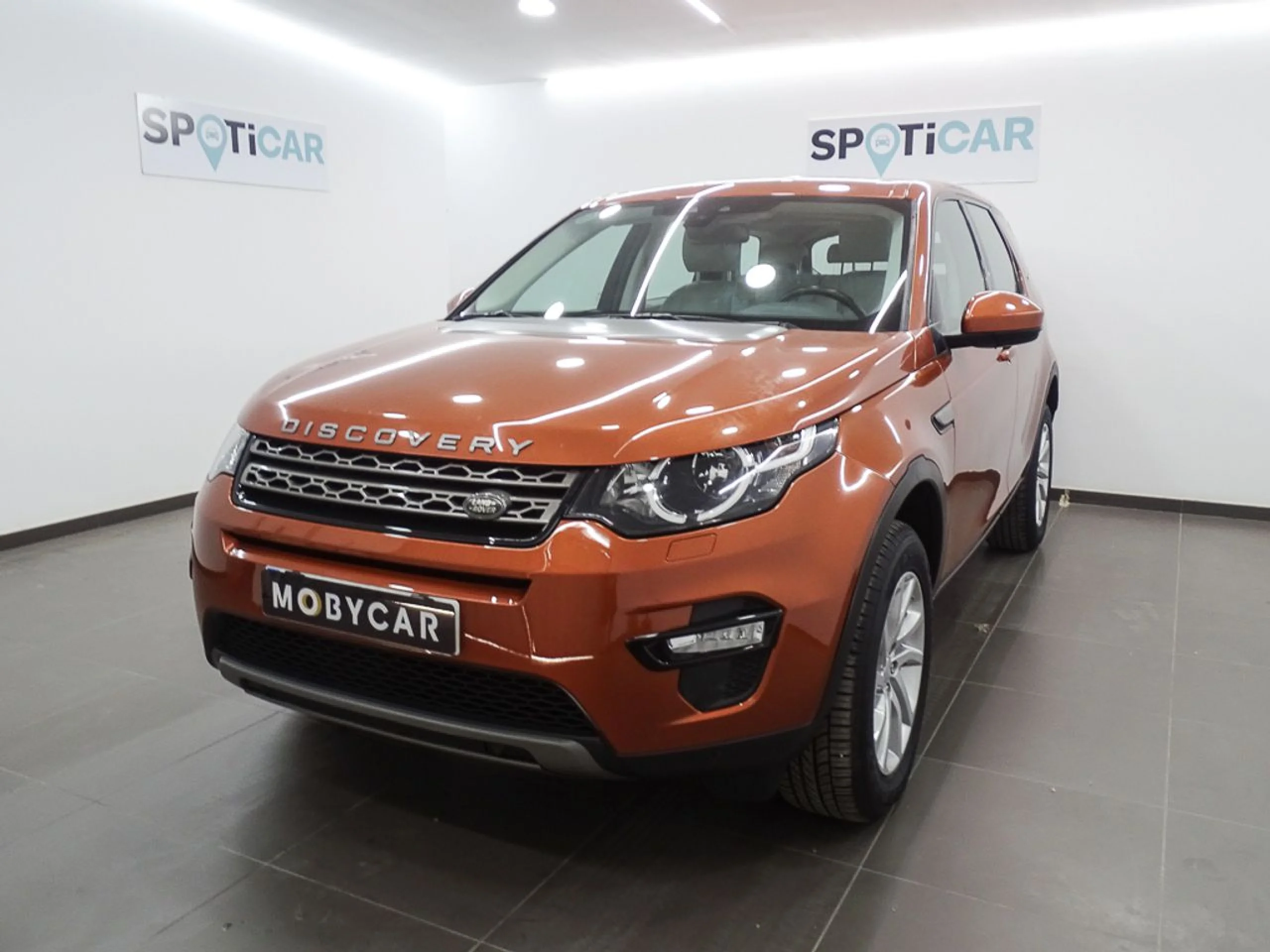 Land-Rover Discovery Sport 2.0L TD4 110kW (150CV) 4x4 SE - Foto 1