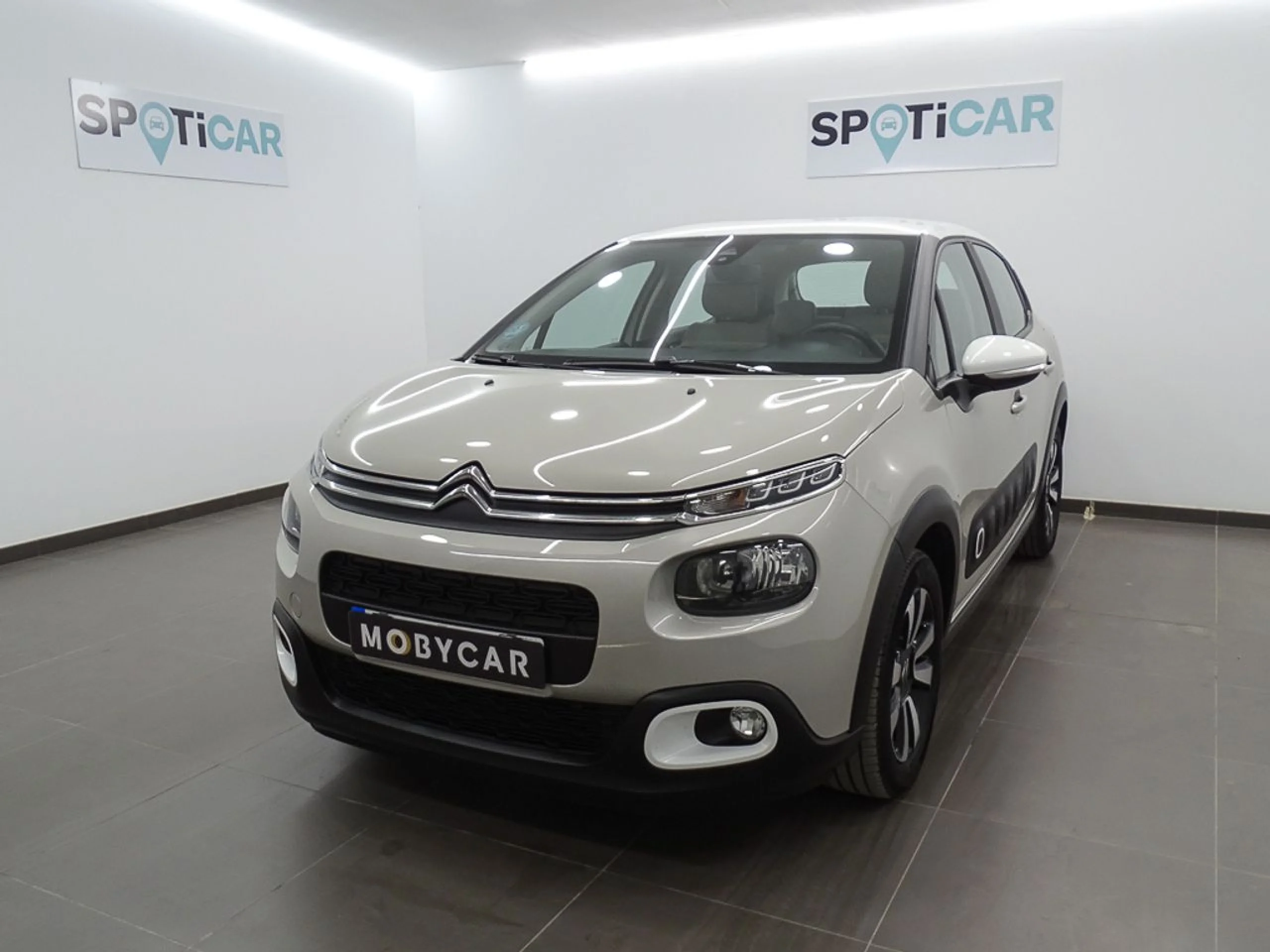 Citroën C3 PureTech 60KW (83CV) LIVE - Foto 1