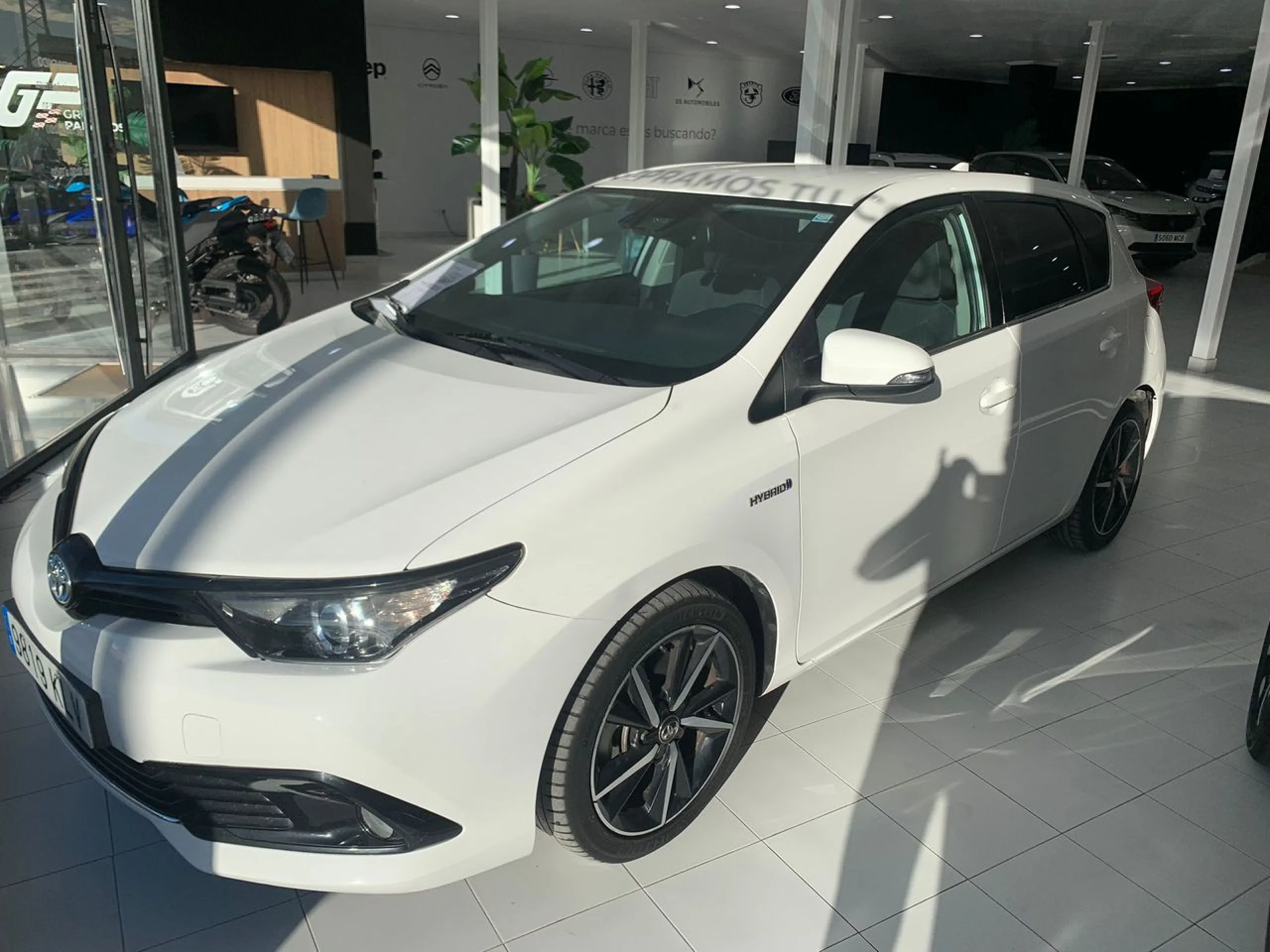 Toyota Auris 1.8 140H Hybrid Feel! Edition - Foto 1